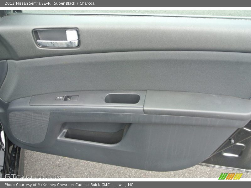 Super Black / Charcoal 2012 Nissan Sentra SE-R
