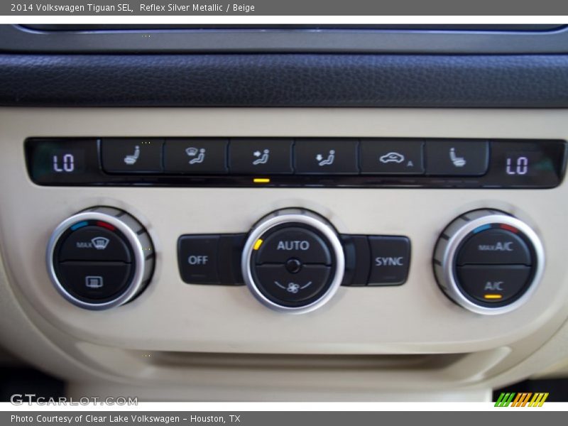 Reflex Silver Metallic / Beige 2014 Volkswagen Tiguan SEL