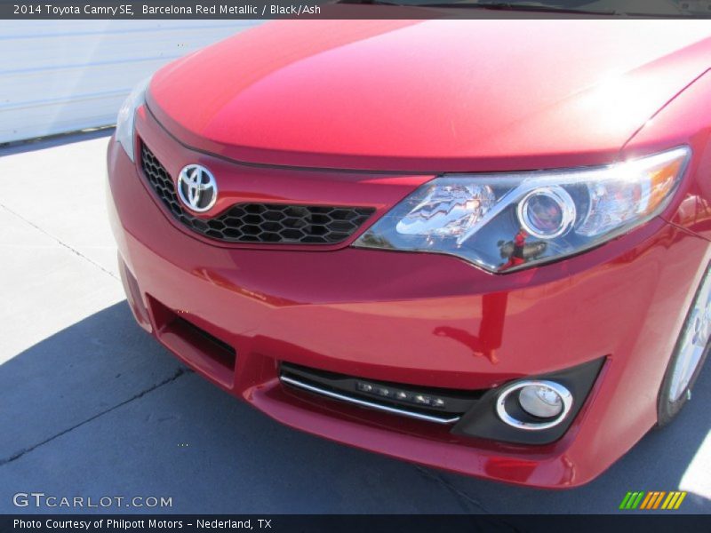 Barcelona Red Metallic / Black/Ash 2014 Toyota Camry SE
