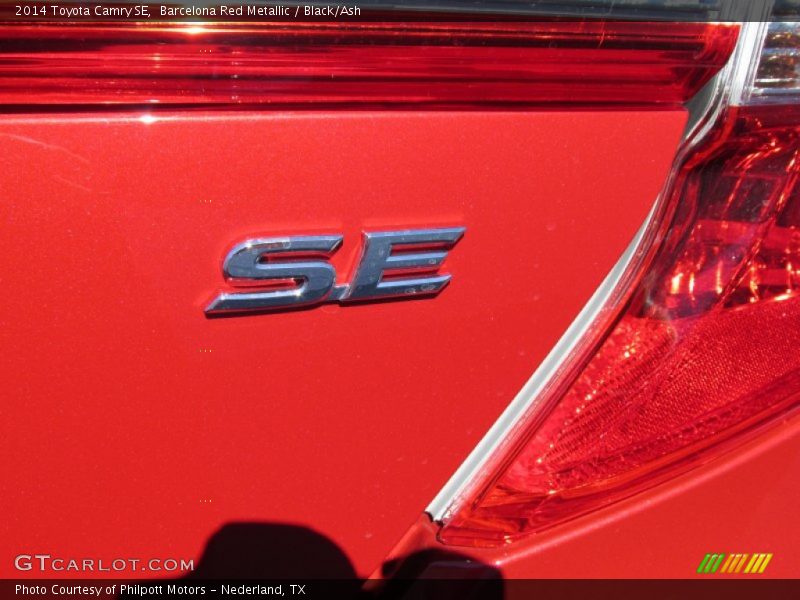 Barcelona Red Metallic / Black/Ash 2014 Toyota Camry SE