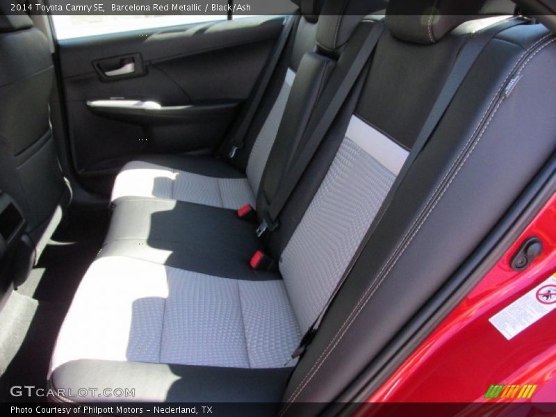 Barcelona Red Metallic / Black/Ash 2014 Toyota Camry SE