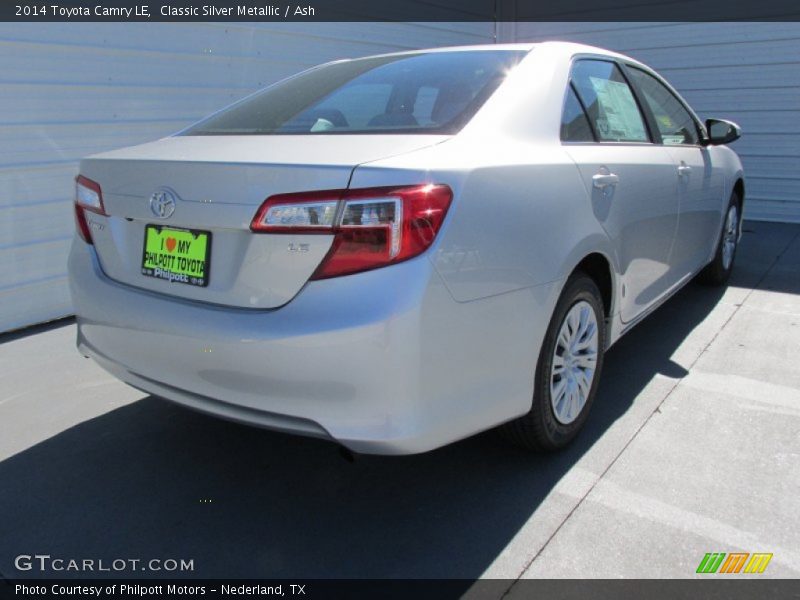 Classic Silver Metallic / Ash 2014 Toyota Camry LE