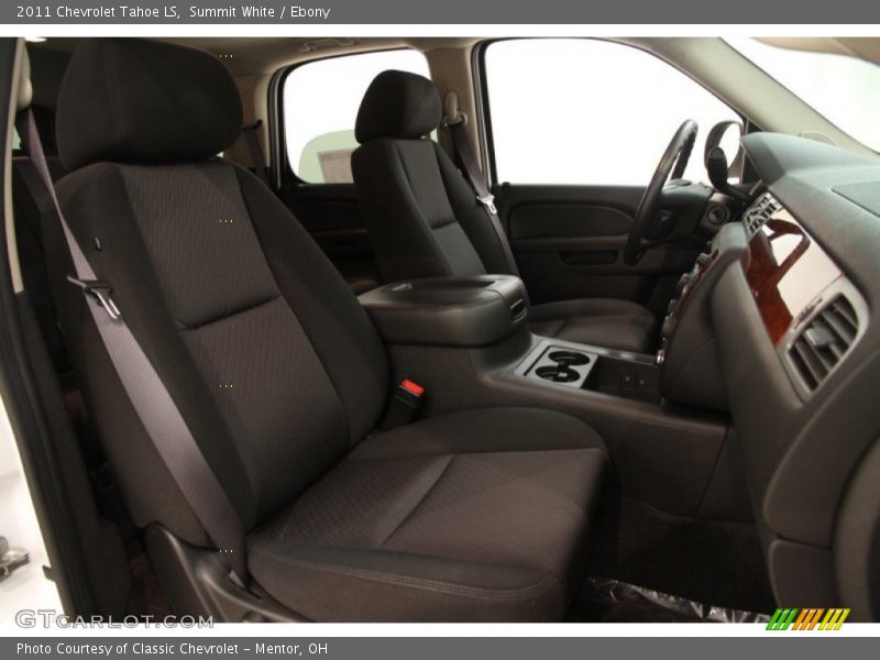 Summit White / Ebony 2011 Chevrolet Tahoe LS