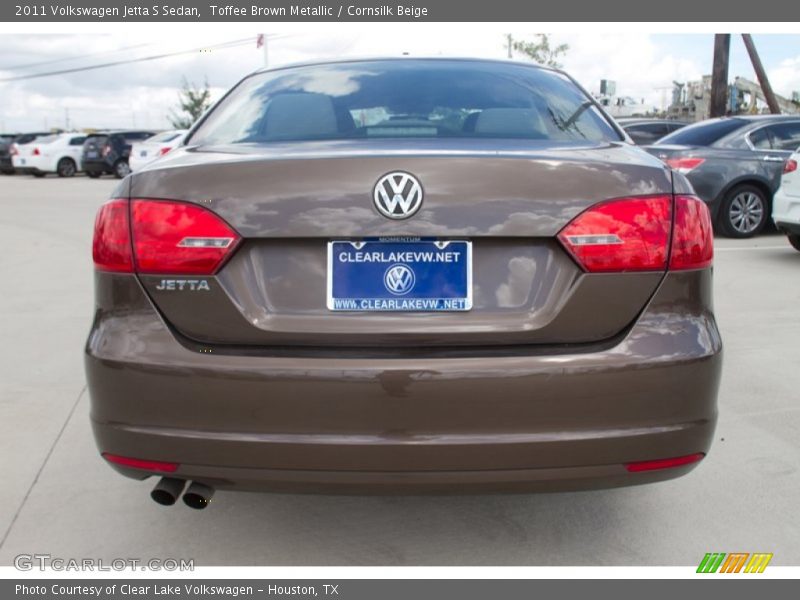 Toffee Brown Metallic / Cornsilk Beige 2011 Volkswagen Jetta S Sedan