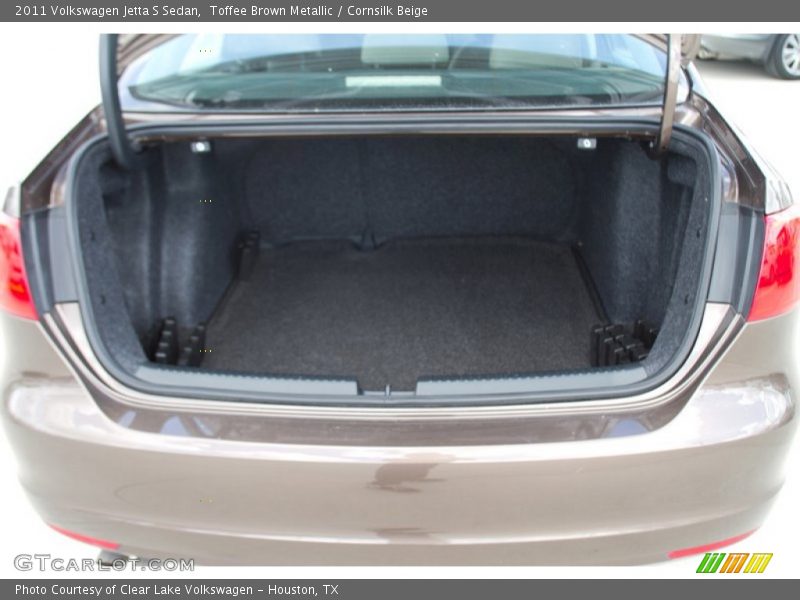 Toffee Brown Metallic / Cornsilk Beige 2011 Volkswagen Jetta S Sedan