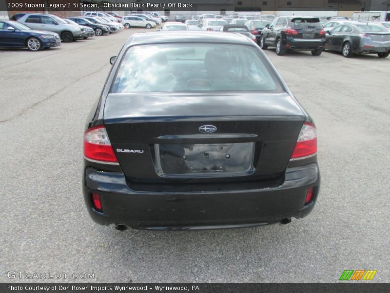 Obsidian Black Pearl / Off Black 2009 Subaru Legacy 2.5i Sedan