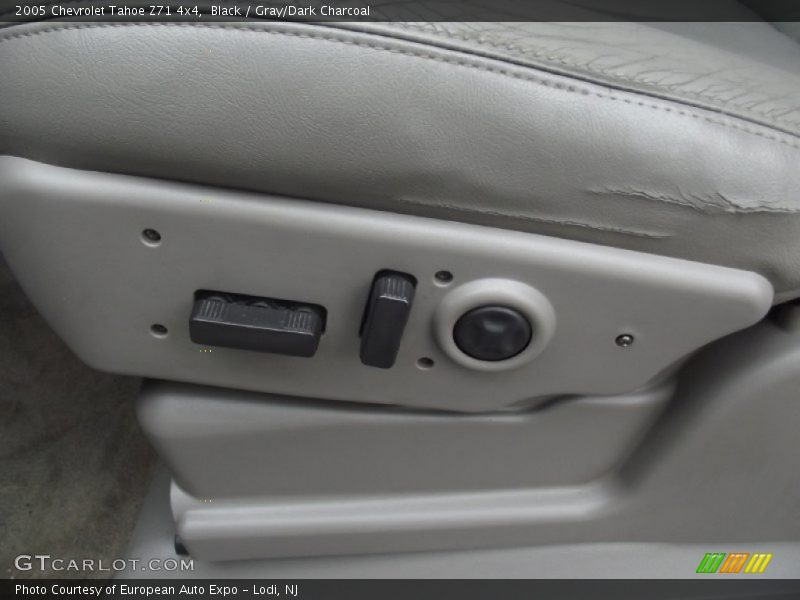 Black / Gray/Dark Charcoal 2005 Chevrolet Tahoe Z71 4x4