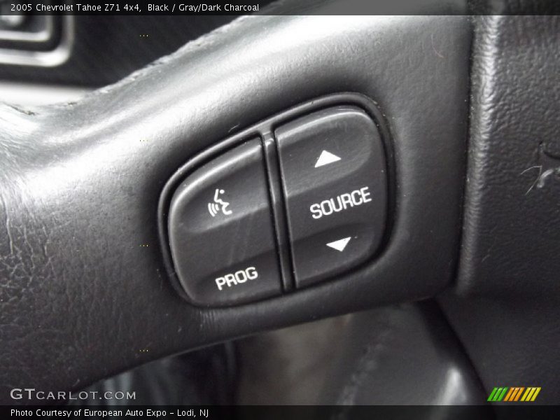 Black / Gray/Dark Charcoal 2005 Chevrolet Tahoe Z71 4x4