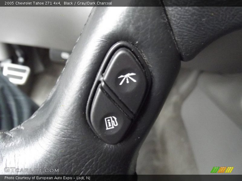 Black / Gray/Dark Charcoal 2005 Chevrolet Tahoe Z71 4x4