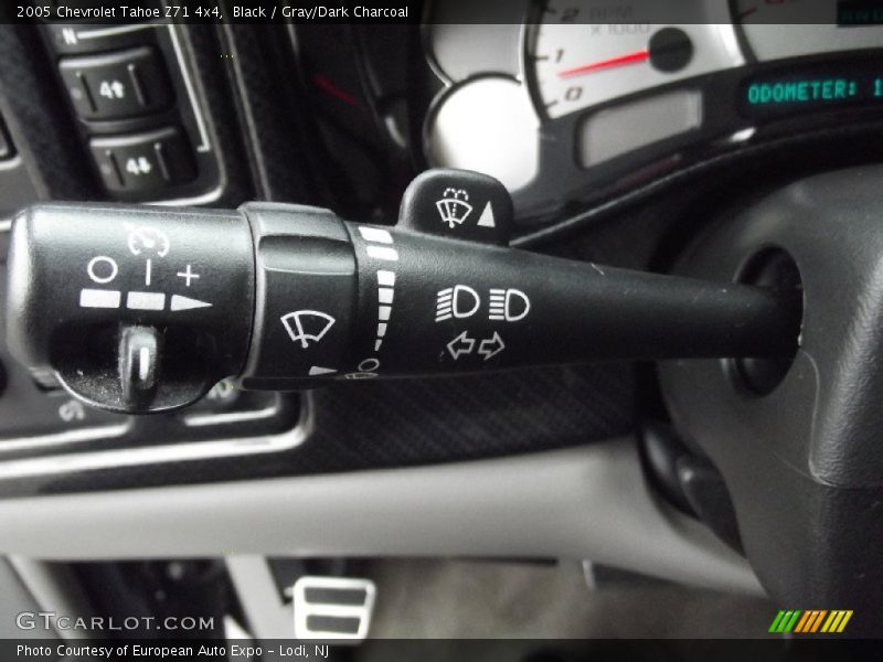 Black / Gray/Dark Charcoal 2005 Chevrolet Tahoe Z71 4x4