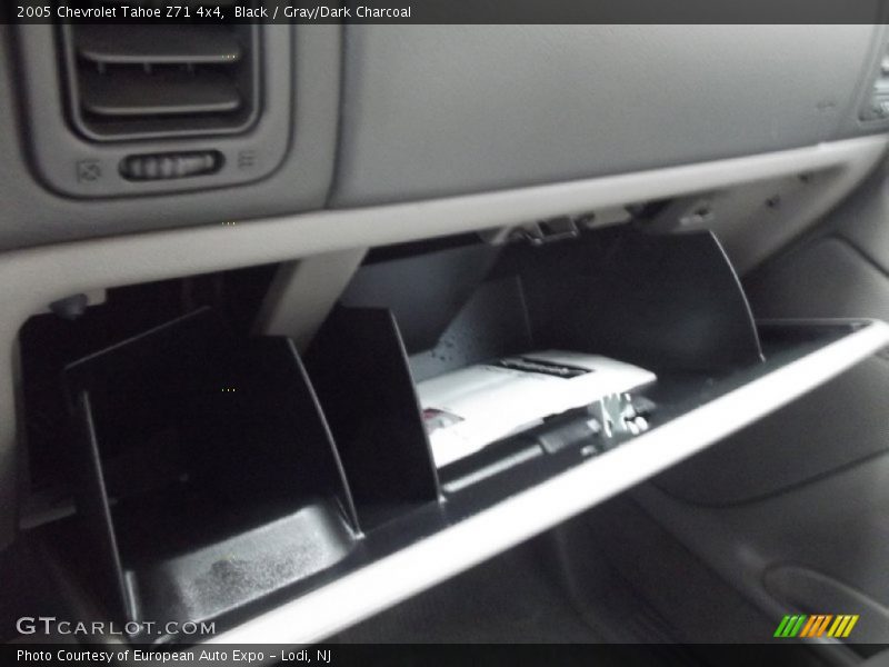 Black / Gray/Dark Charcoal 2005 Chevrolet Tahoe Z71 4x4