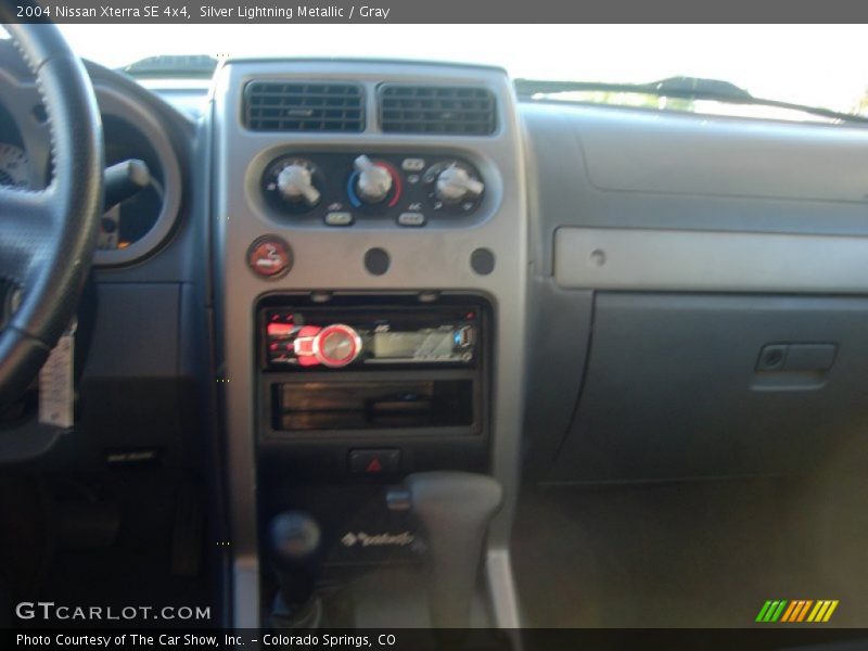 Silver Lightning Metallic / Gray 2004 Nissan Xterra SE 4x4