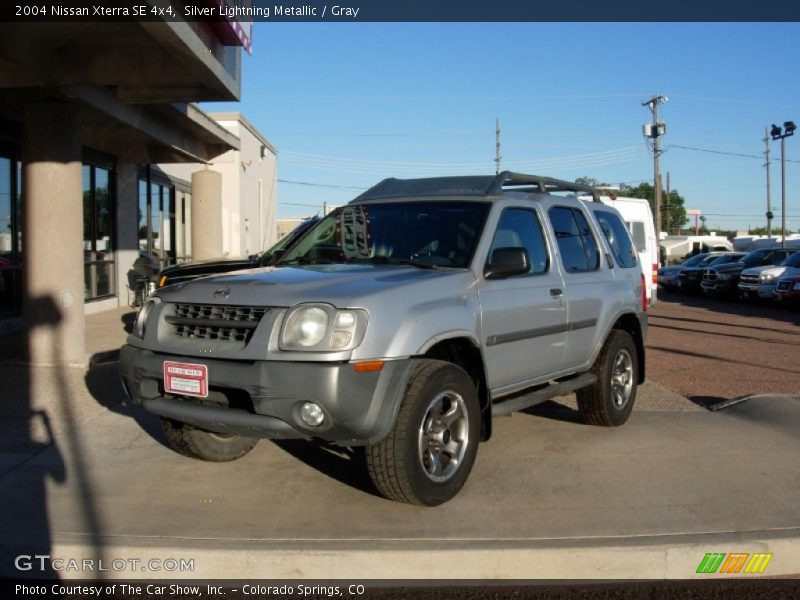 Silver Lightning Metallic / Gray 2004 Nissan Xterra SE 4x4