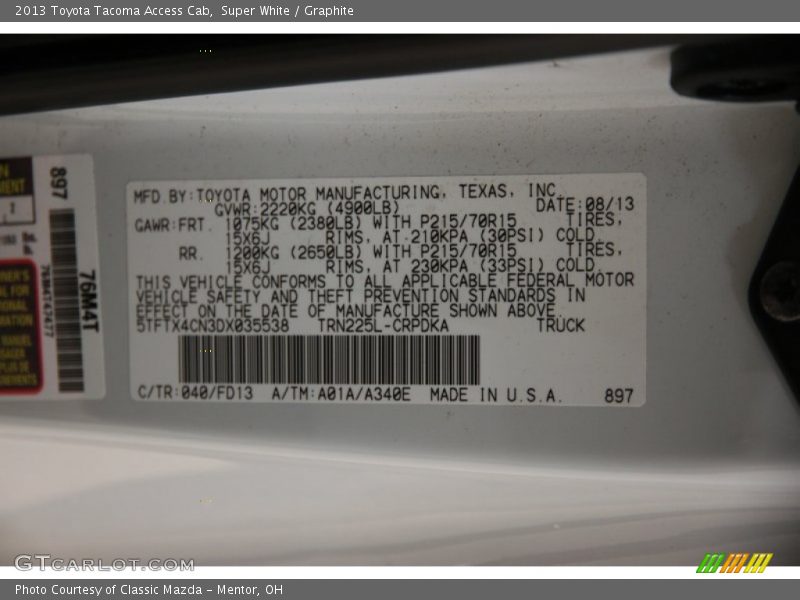 Super White / Graphite 2013 Toyota Tacoma Access Cab