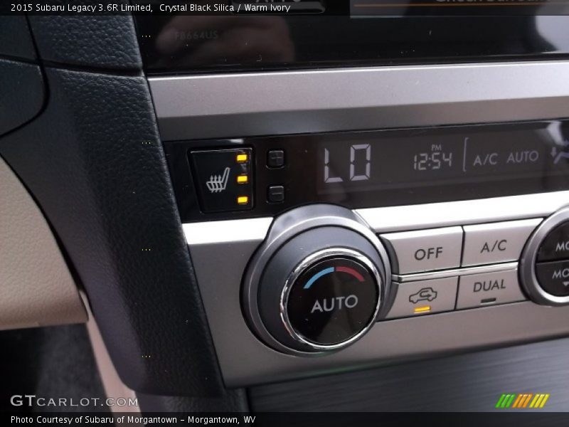 Crystal Black Silica / Warm Ivory 2015 Subaru Legacy 3.6R Limited