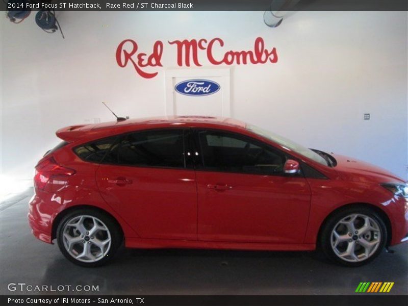 Race Red / ST Charcoal Black 2014 Ford Focus ST Hatchback