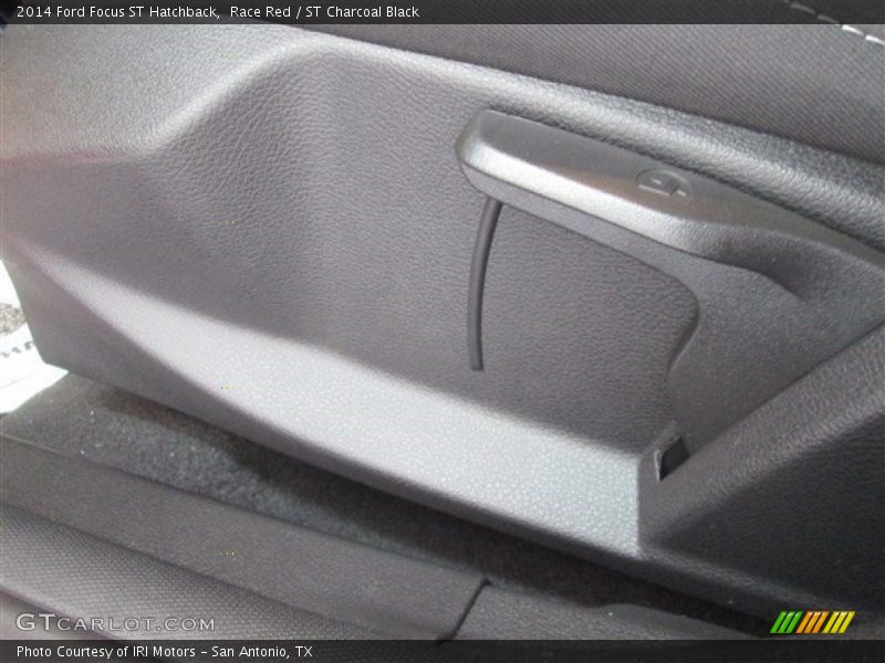 Race Red / ST Charcoal Black 2014 Ford Focus ST Hatchback