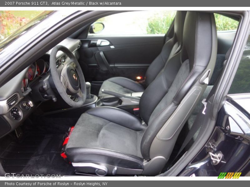 Front Seat of 2007 911 GT3