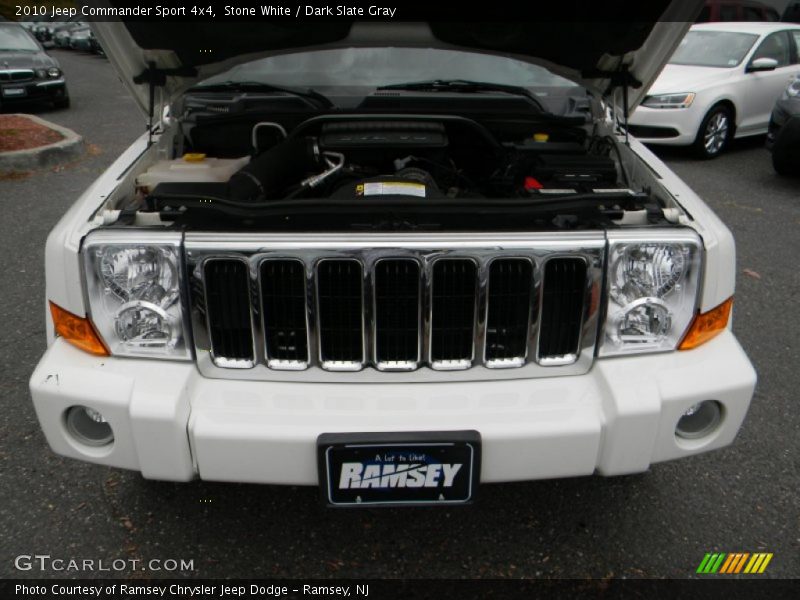 Stone White / Dark Slate Gray 2010 Jeep Commander Sport 4x4