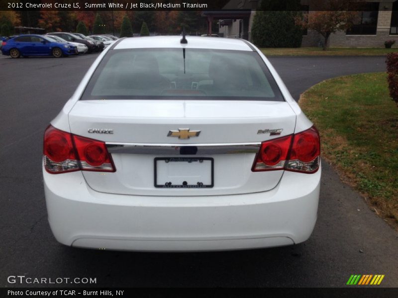 Summit White / Jet Black/Medium Titanium 2012 Chevrolet Cruze LS