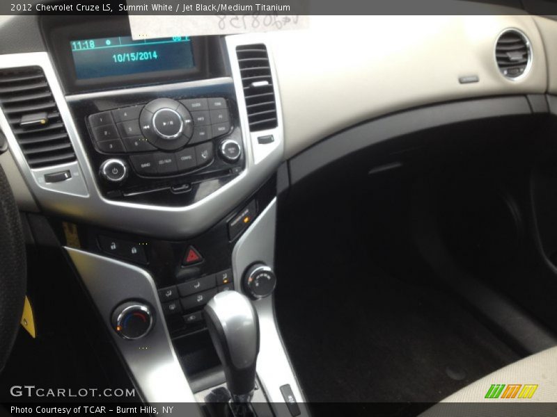 Summit White / Jet Black/Medium Titanium 2012 Chevrolet Cruze LS