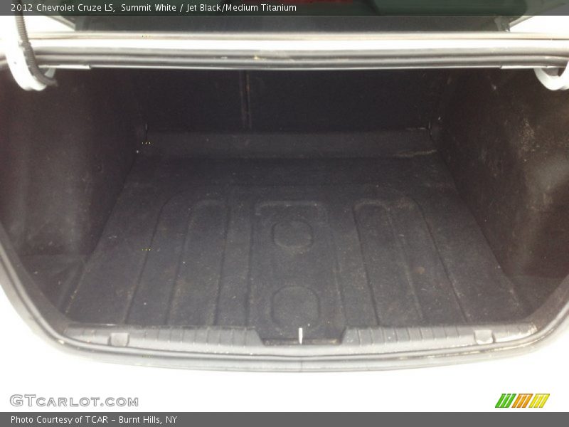 Summit White / Jet Black/Medium Titanium 2012 Chevrolet Cruze LS