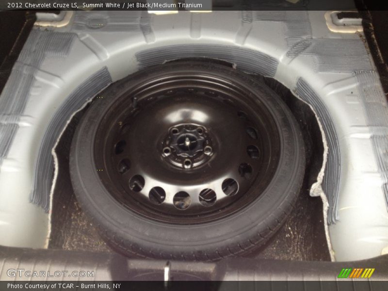 Summit White / Jet Black/Medium Titanium 2012 Chevrolet Cruze LS