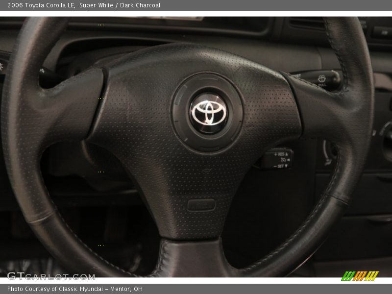 Super White / Dark Charcoal 2006 Toyota Corolla LE