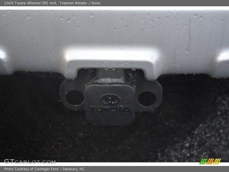 Titanium Metallic / Stone 2004 Toyota 4Runner SR5 4x4