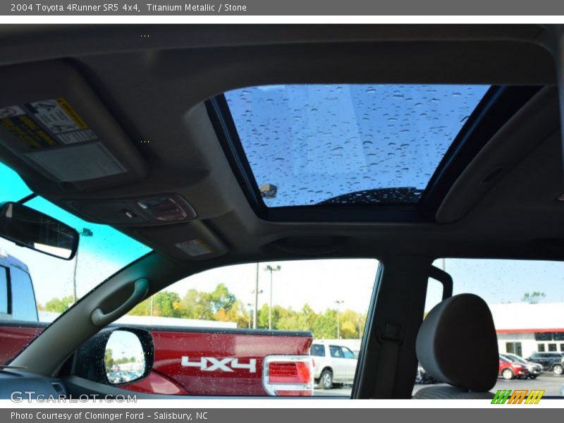 Titanium Metallic / Stone 2004 Toyota 4Runner SR5 4x4