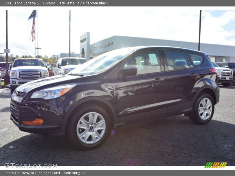 Tuxedo Black Metallic / Charcoal Black 2015 Ford Escape S