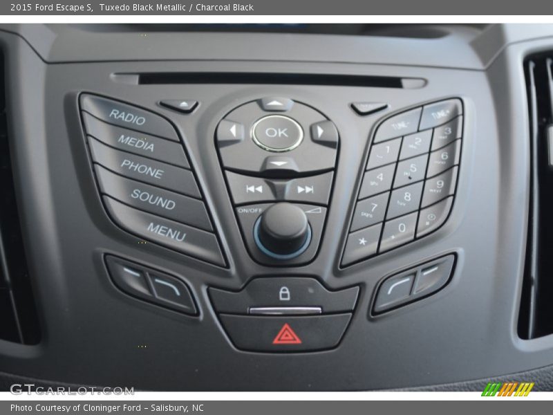 Tuxedo Black Metallic / Charcoal Black 2015 Ford Escape S