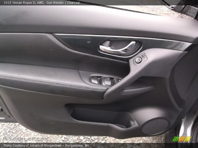 Door Panel of 2015 Rogue SL AWD