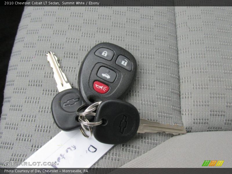 Summit White / Ebony 2010 Chevrolet Cobalt LT Sedan