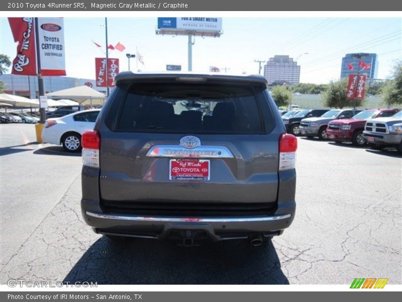Magnetic Gray Metallic / Graphite 2010 Toyota 4Runner SR5