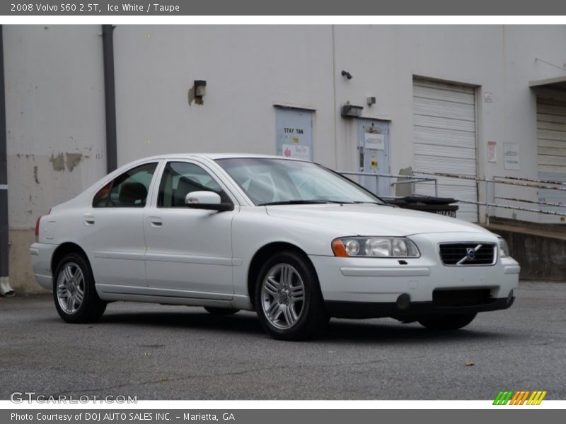 Front 3/4 View of 2008 S60 2.5T