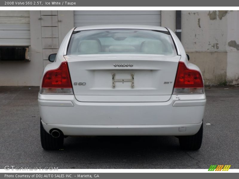 Ice White / Taupe 2008 Volvo S60 2.5T