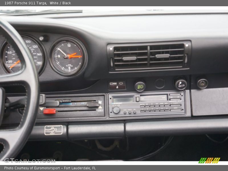 Controls of 1987 911 Targa