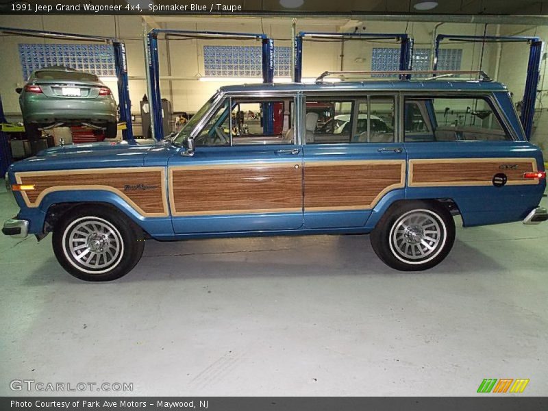 Spinnaker Blue / Taupe 1991 Jeep Grand Wagoneer 4x4