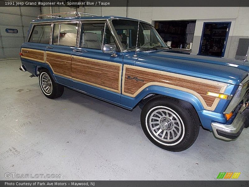 Spinnaker Blue / Taupe 1991 Jeep Grand Wagoneer 4x4