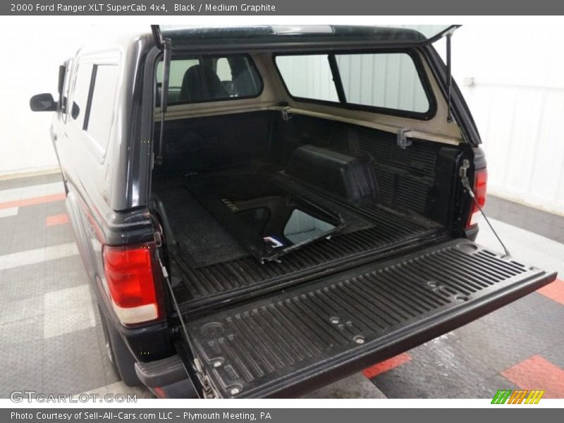 Black / Medium Graphite 2000 Ford Ranger XLT SuperCab 4x4