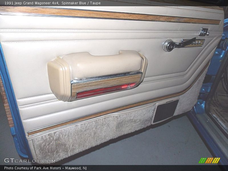 Spinnaker Blue / Taupe 1991 Jeep Grand Wagoneer 4x4