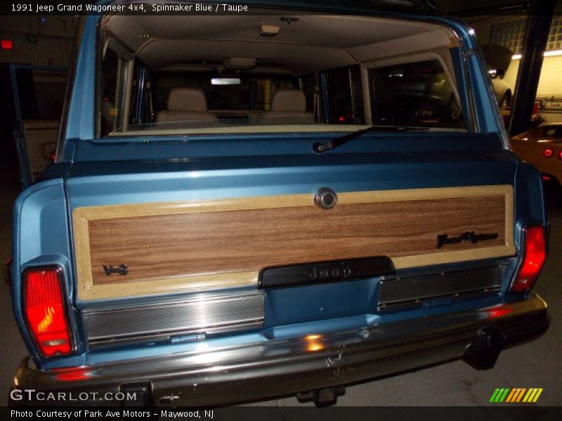 Spinnaker Blue / Taupe 1991 Jeep Grand Wagoneer 4x4