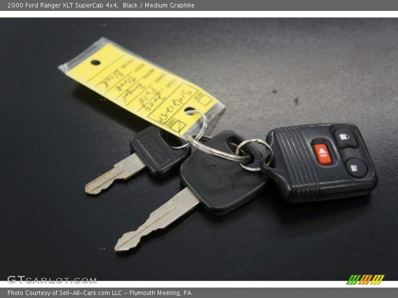 Black / Medium Graphite 2000 Ford Ranger XLT SuperCab 4x4