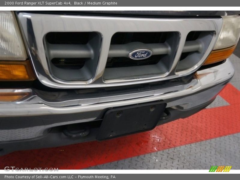 Black / Medium Graphite 2000 Ford Ranger XLT SuperCab 4x4