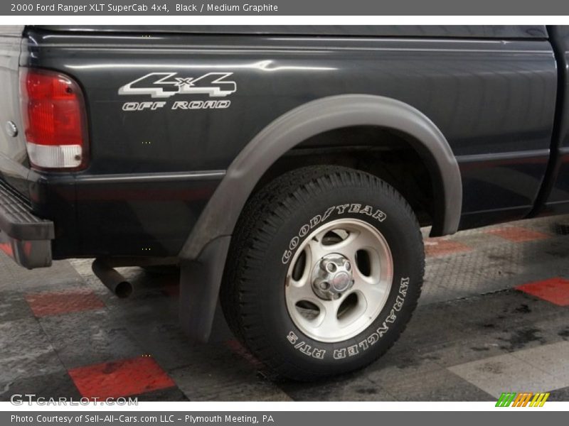 Black / Medium Graphite 2000 Ford Ranger XLT SuperCab 4x4