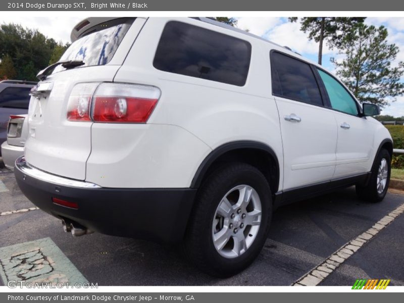 Bright White / Black 2014 Dodge Durango SXT