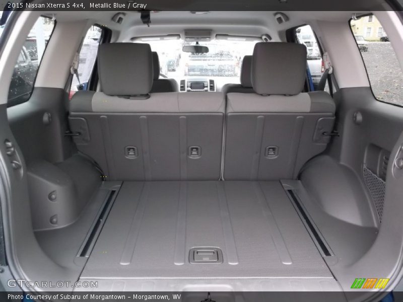  2015 Xterra S 4x4 Trunk