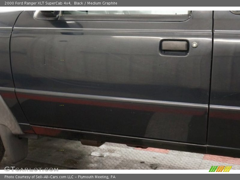 Black / Medium Graphite 2000 Ford Ranger XLT SuperCab 4x4