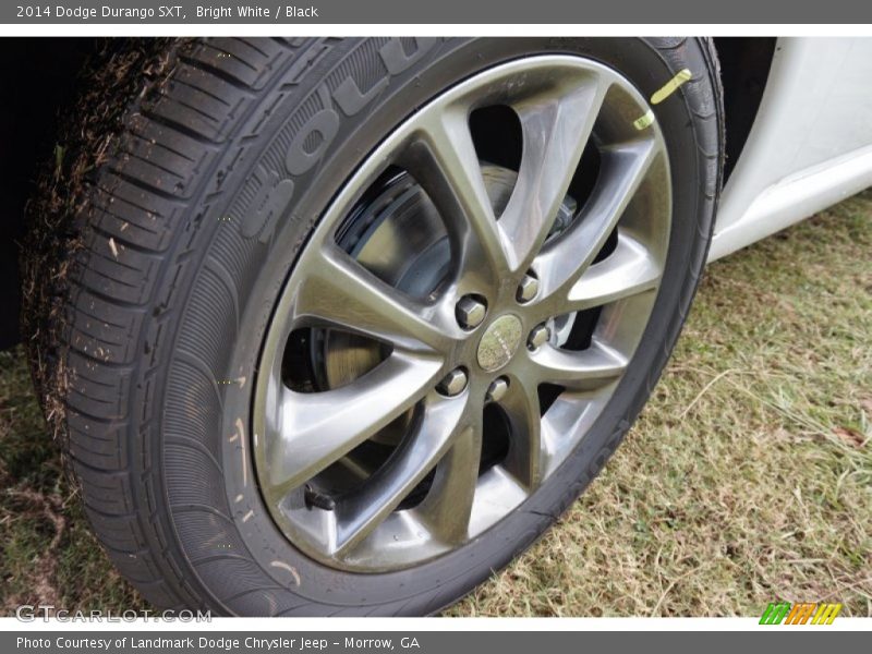 Bright White / Black 2014 Dodge Durango SXT